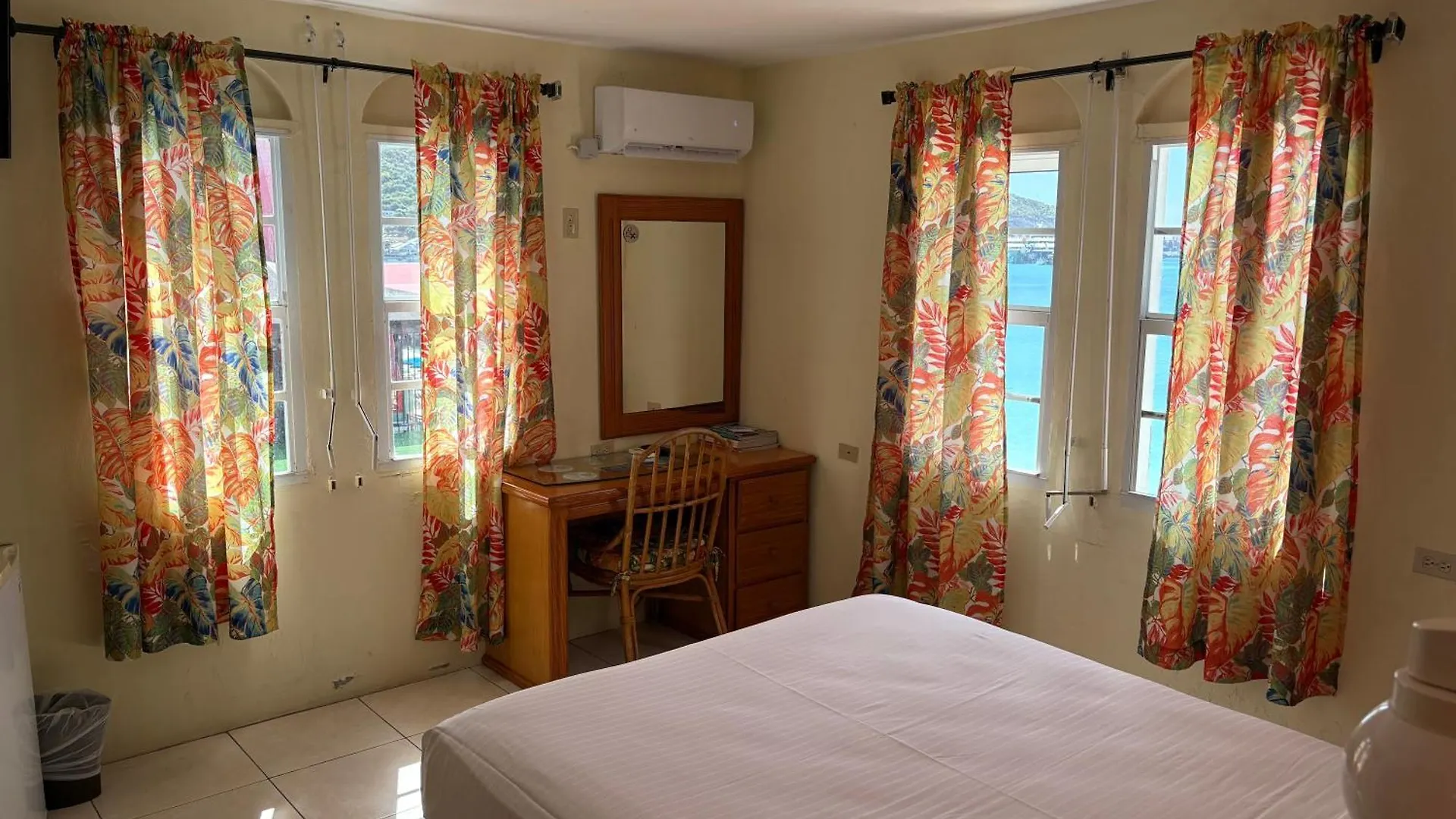 Seaview Beach Hotel Philipsburg   Philipsburg (Sint Maarten)
