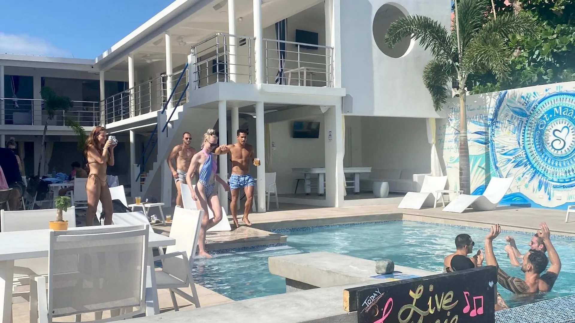 Seaview Beach Hotel Philipsburg