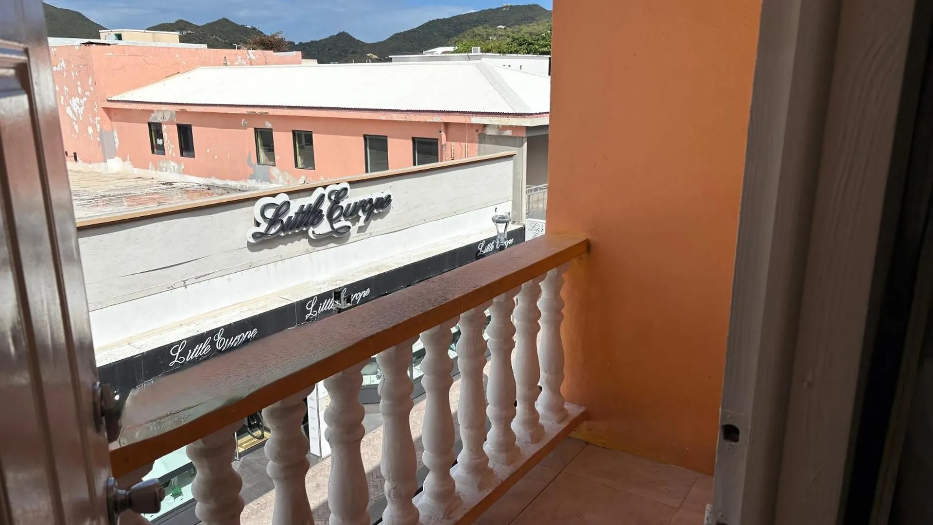 Seaview Beach Hotel Philipsburg  Saint-Martin